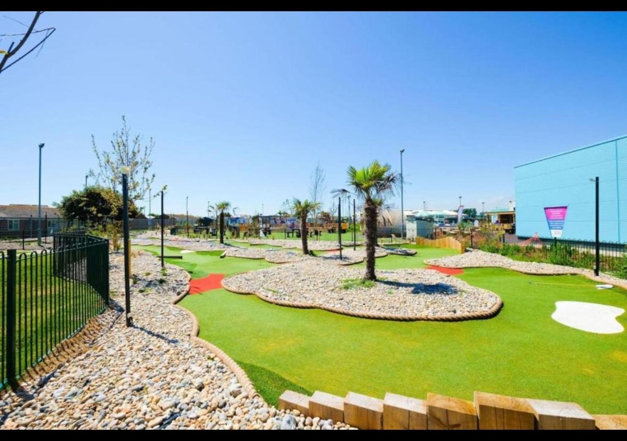 Mp676 Parkdean Camber Sands Экстерьер фото