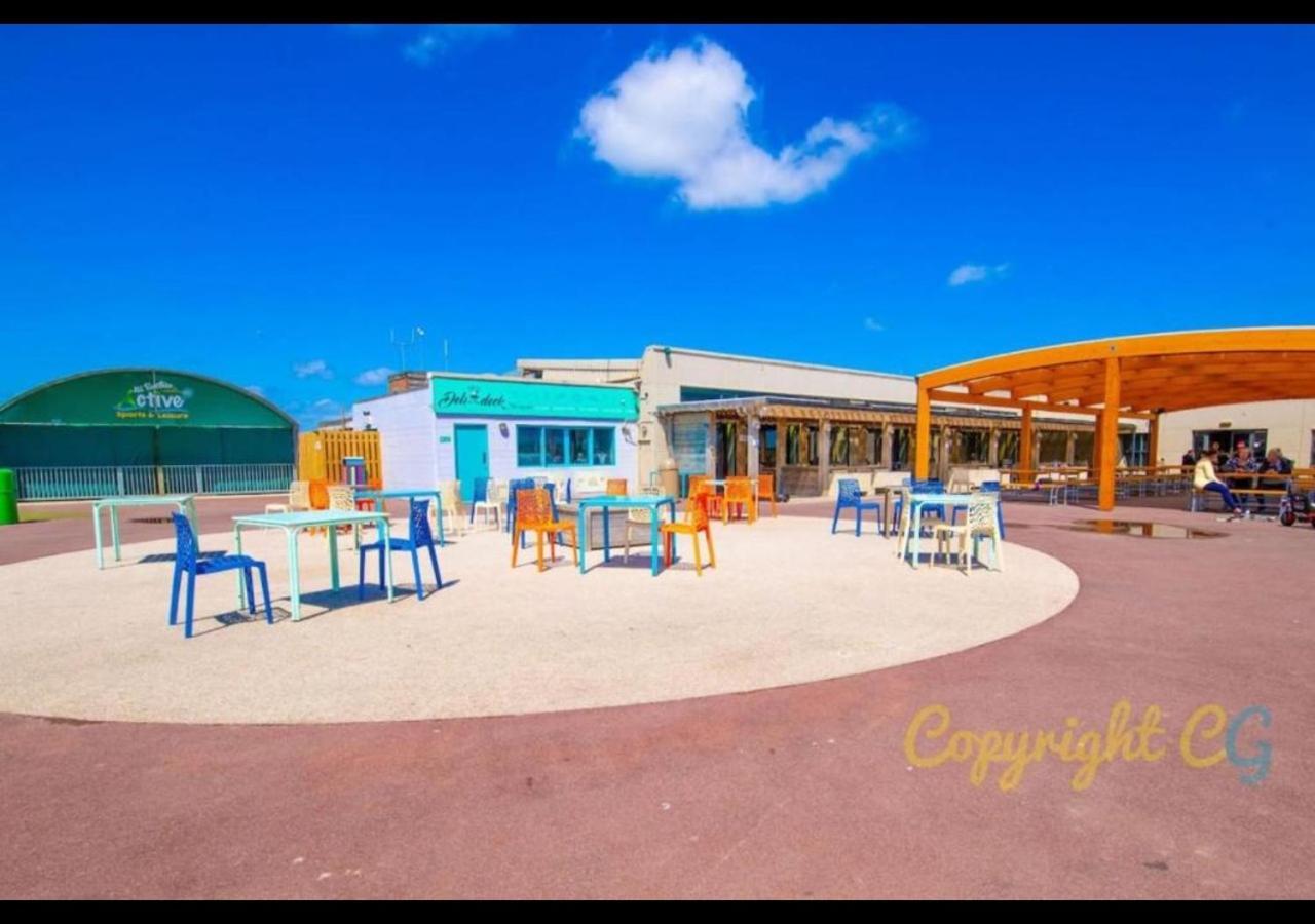 Mp676 Parkdean Camber Sands Экстерьер фото